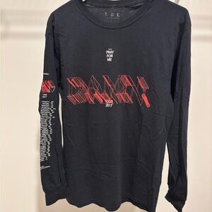 tde. Black Long-Sleeve 'DAMN.' Red Tour Graphic Tee